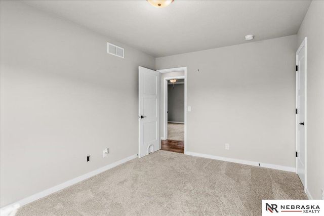 8626 Reynolds Street, Omaha, NE 68122
