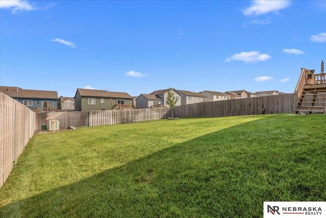8626 Reynolds Street, Omaha, NE 68122