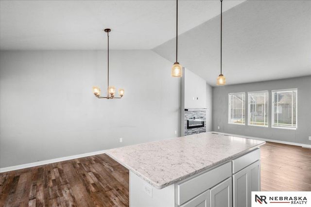 8626 Reynolds Street, Omaha, NE 68122