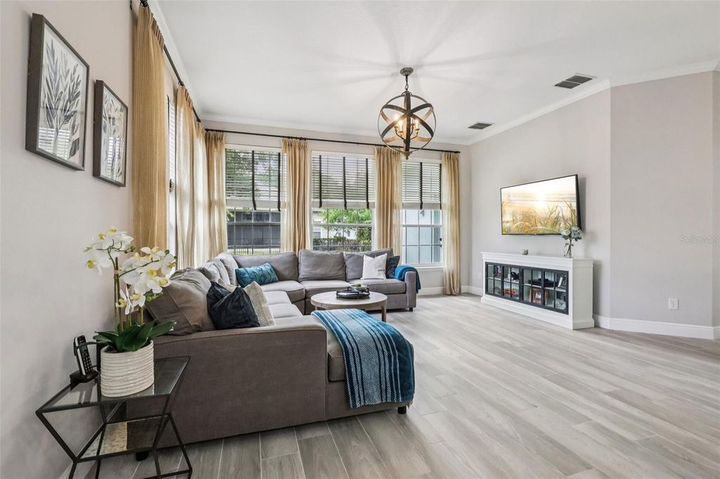 Image 12 of property listing at 8350 BOWDEN WAY, Windermere, FL 34786