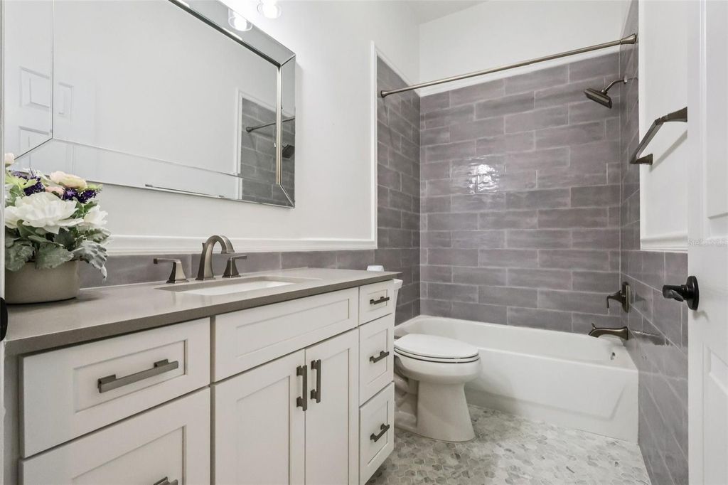 Image 32 of property listing at 8350 BOWDEN WAY, Windermere, FL 34786