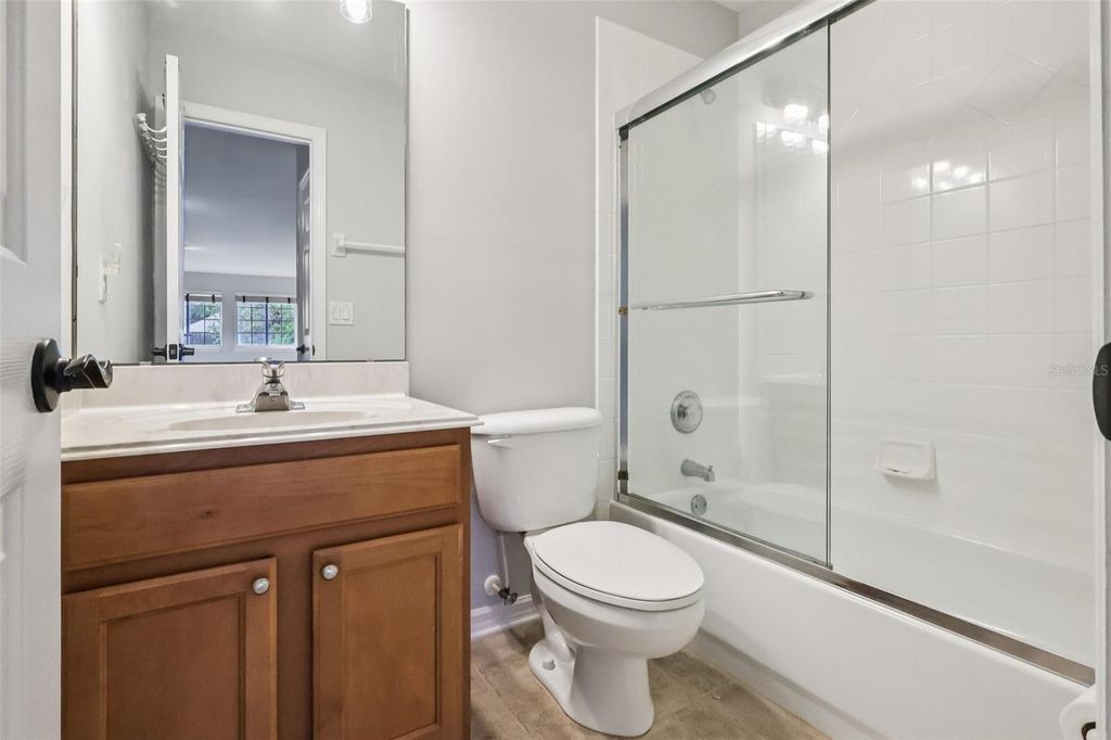 Image 39 of property listing at 8350 BOWDEN WAY, Windermere, FL 34786