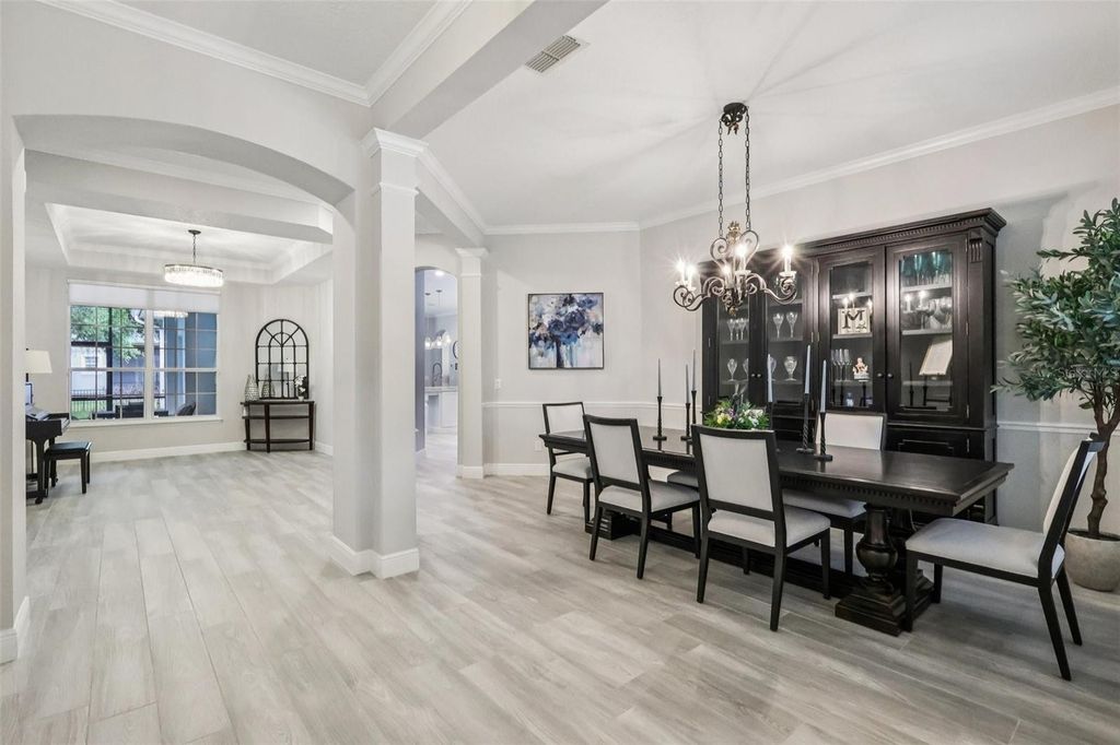 Image 10 of property listing at 8350 BOWDEN WAY, Windermere, FL 34786