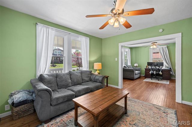 3833 Midview Avenue, Bridgeton, MO 63044