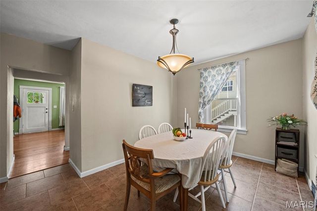 3833 Midview Avenue, Bridgeton, MO 63044