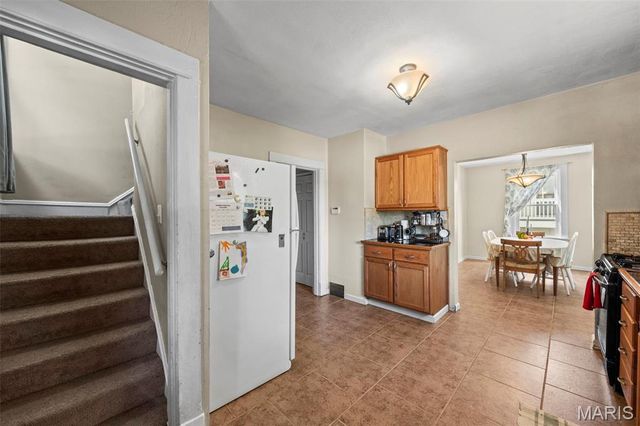 3833 Midview Avenue, Bridgeton, MO 63044