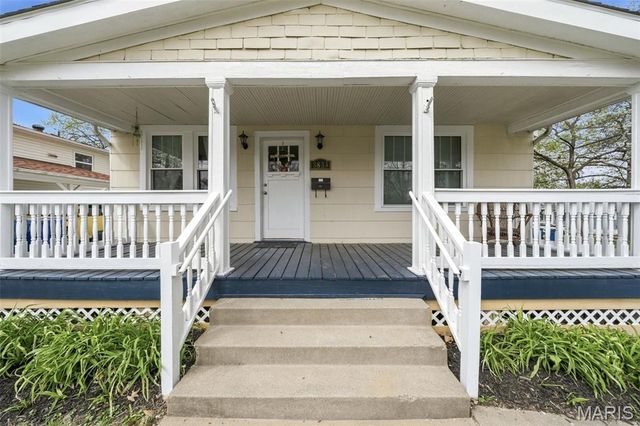 3833 Midview Avenue, Bridgeton, MO 63044