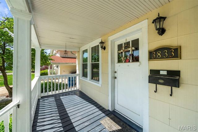 3833 Midview Avenue, Bridgeton, MO 63044