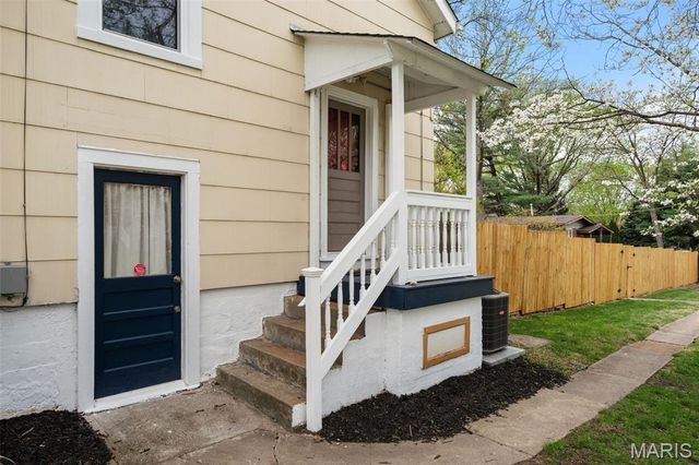 3833 Midview Avenue, Bridgeton, MO 63044