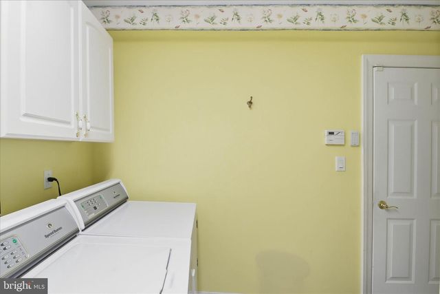 309 CHARLESTON LN, Reading, PA 19610