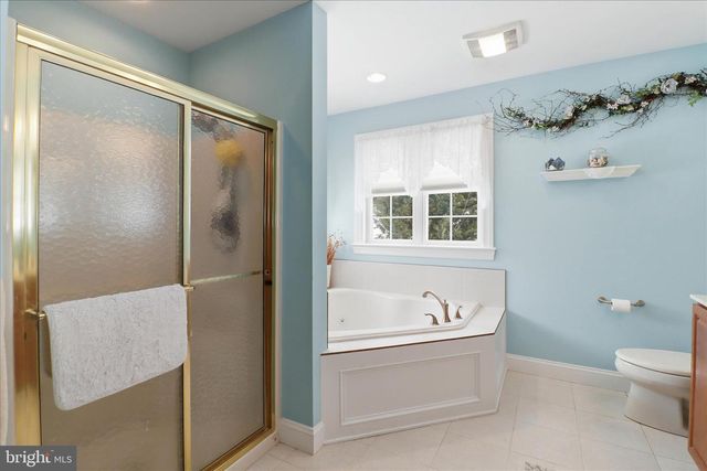 309 CHARLESTON LN, Reading, PA 19610