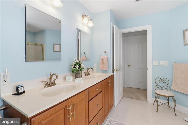 309 CHARLESTON LN, Reading, PA 19610