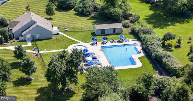 309 CHARLESTON LN, Reading, PA 19610