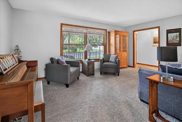 617 Kvamme Lane, Stoughton, WI 53589