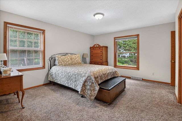 617 Kvamme Lane, Stoughton, WI 53589