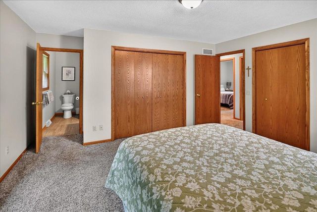 617 Kvamme Lane, Stoughton, WI 53589