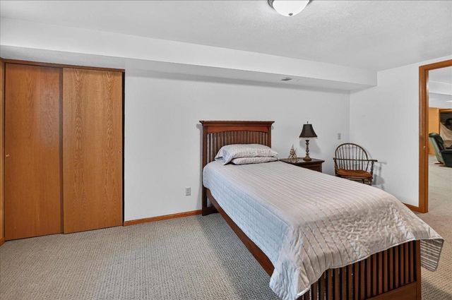 617 Kvamme Lane, Stoughton, WI 53589