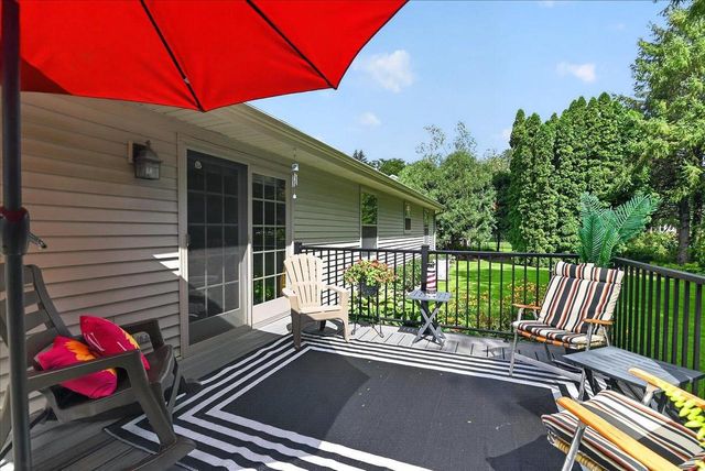 617 Kvamme Lane, Stoughton, WI 53589