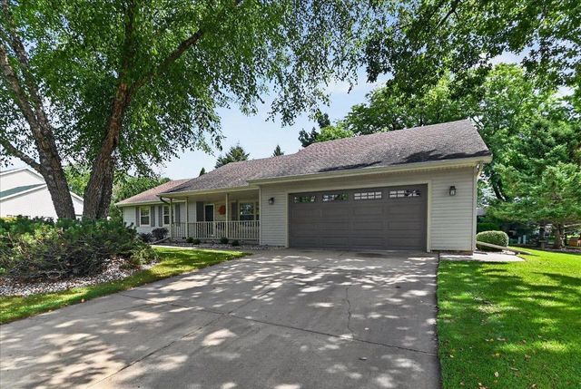 617 Kvamme Lane, Stoughton, WI 53589