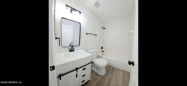 3083 PABLO BAY Drive E, Jacksonville, FL 32224