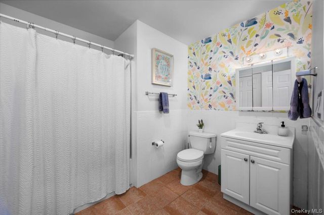 9 Drake Lane, White Plains, NY 10607