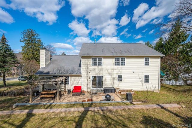 9 Drake Lane, White Plains, NY 10607