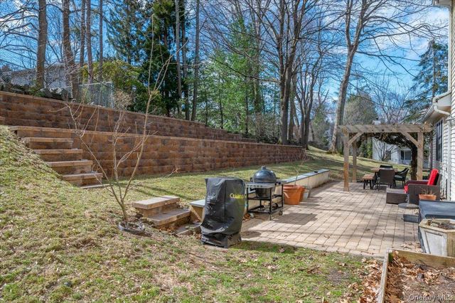 9 Drake Lane, White Plains, NY 10607