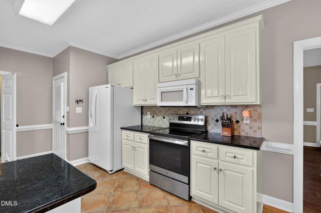 4324 Deer Creek Drive N, Wilson, NC 27896