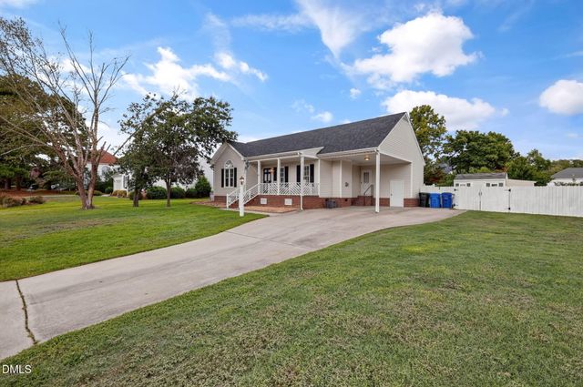 4324 Deer Creek Drive N, Wilson, NC 27896