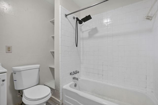174 N Princeton Avenue, Columbus, OH 43222