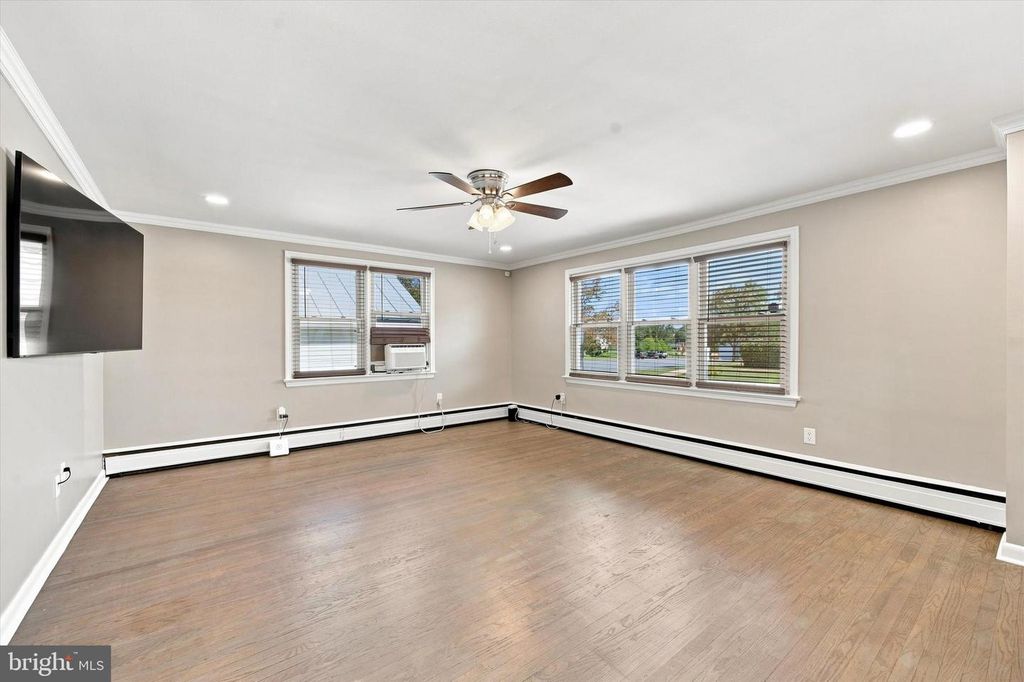 376 E 4TH ST, LANSDALE, PA 19446 — photo 3