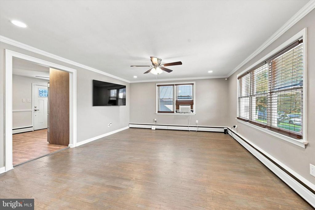 376 E 4TH ST, LANSDALE, PA 19446 — photo 4