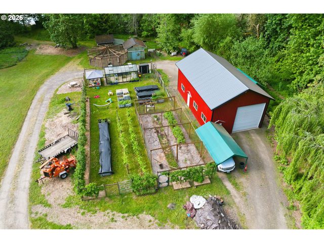 112 Sw TUALATIN Loop, West Linn, OR 97068