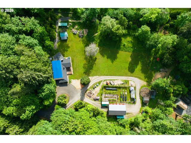 112 Sw TUALATIN Loop, West Linn, OR 97068