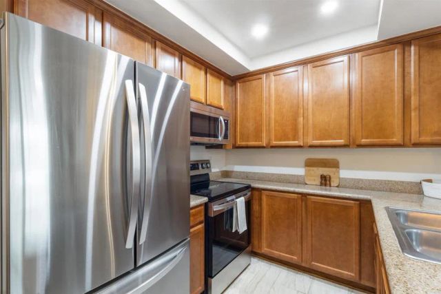 432 Edgehill Lane 74, Oceanside, CA 92054