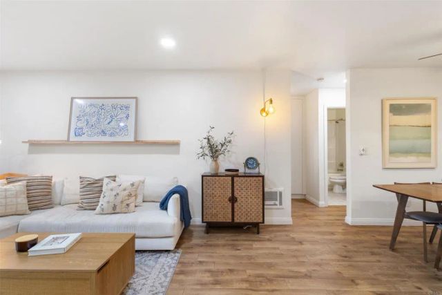 432 Edgehill Lane 74, Oceanside, CA 92054