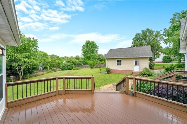 107 Aiken Farm Road, Pickens, SC 29671