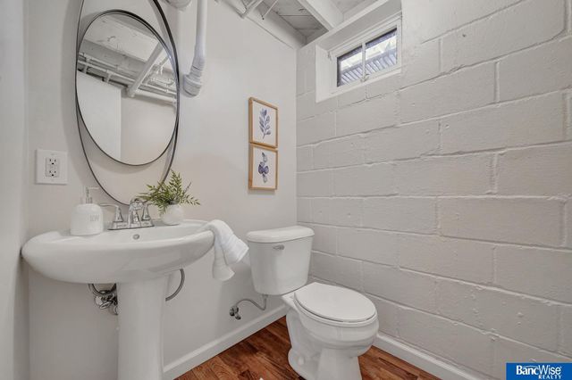 1322 S 48th Street, Lincoln, NE 68510