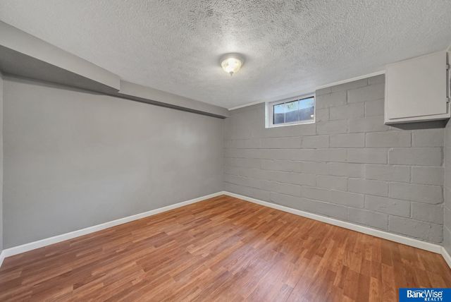 1322 S 48th Street, Lincoln, NE 68510