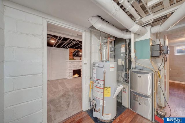 1322 S 48th Street, Lincoln, NE 68510