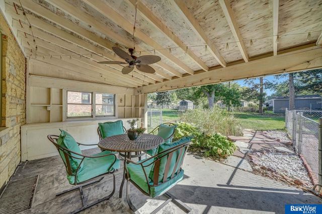 1322 S 48th Street, Lincoln, NE 68510