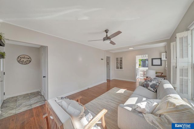 1322 S 48th Street, Lincoln, NE 68510