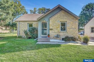 1322 S 48th Street, Lincoln, NE 68510