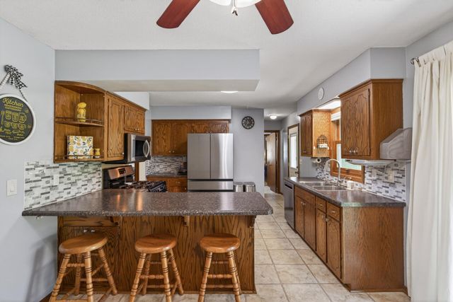 10340 York Lane, Bloomington, MN 55431