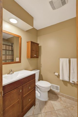 10340 York Lane, Bloomington, MN 55431