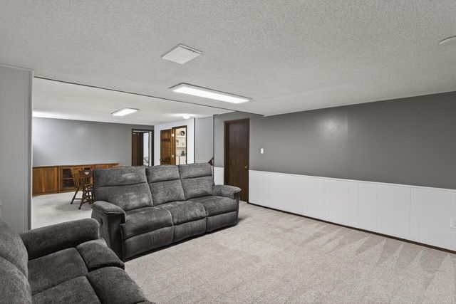 10340 York Lane, Bloomington, MN 55431
