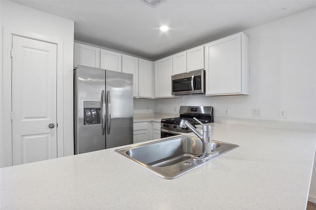 2106 Hyde Acres Street, League City, TX 77573