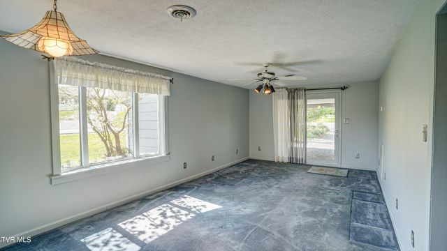 202 Redwood Road, Bristol, TN 37620