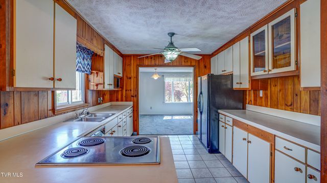 202 Redwood Road, Bristol, TN 37620