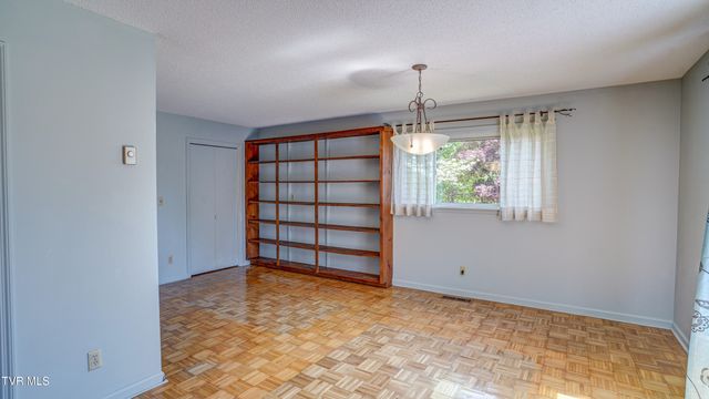 202 Redwood Road, Bristol, TN 37620